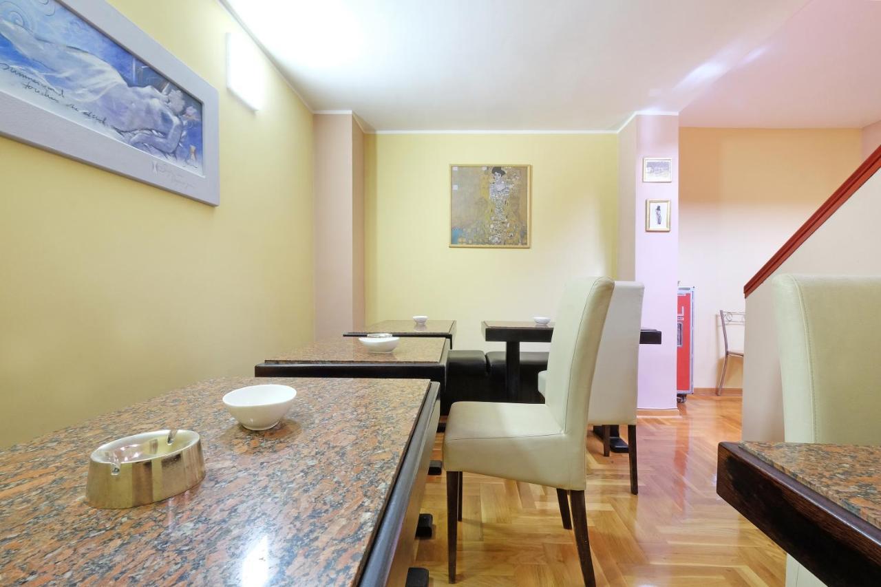 Villa Tower Gardos Belgrade Extérieur photo