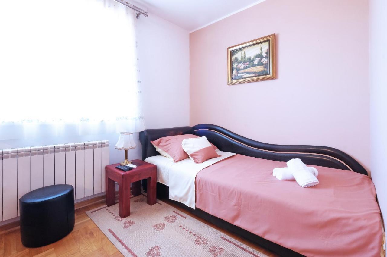 Villa Tower Gardos Belgrade Extérieur photo